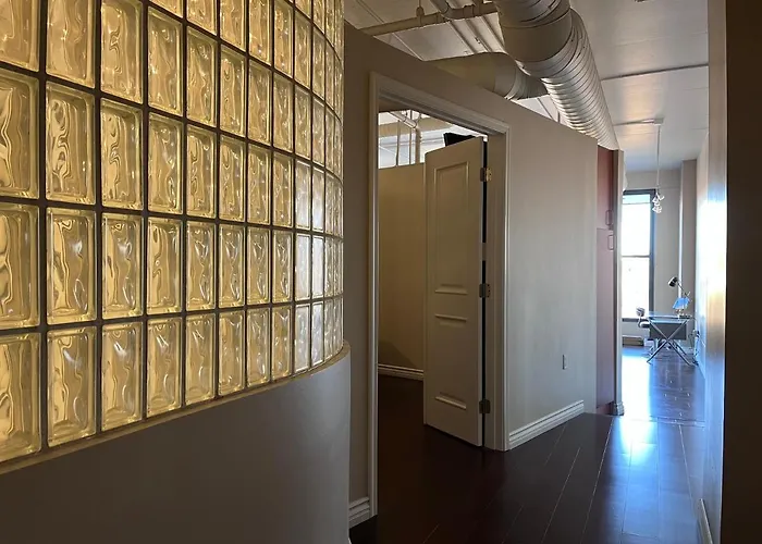 Luxury Industrial Loft On Mill *